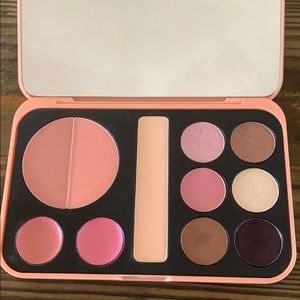 BH Cosmetics - Forever Nude Palette